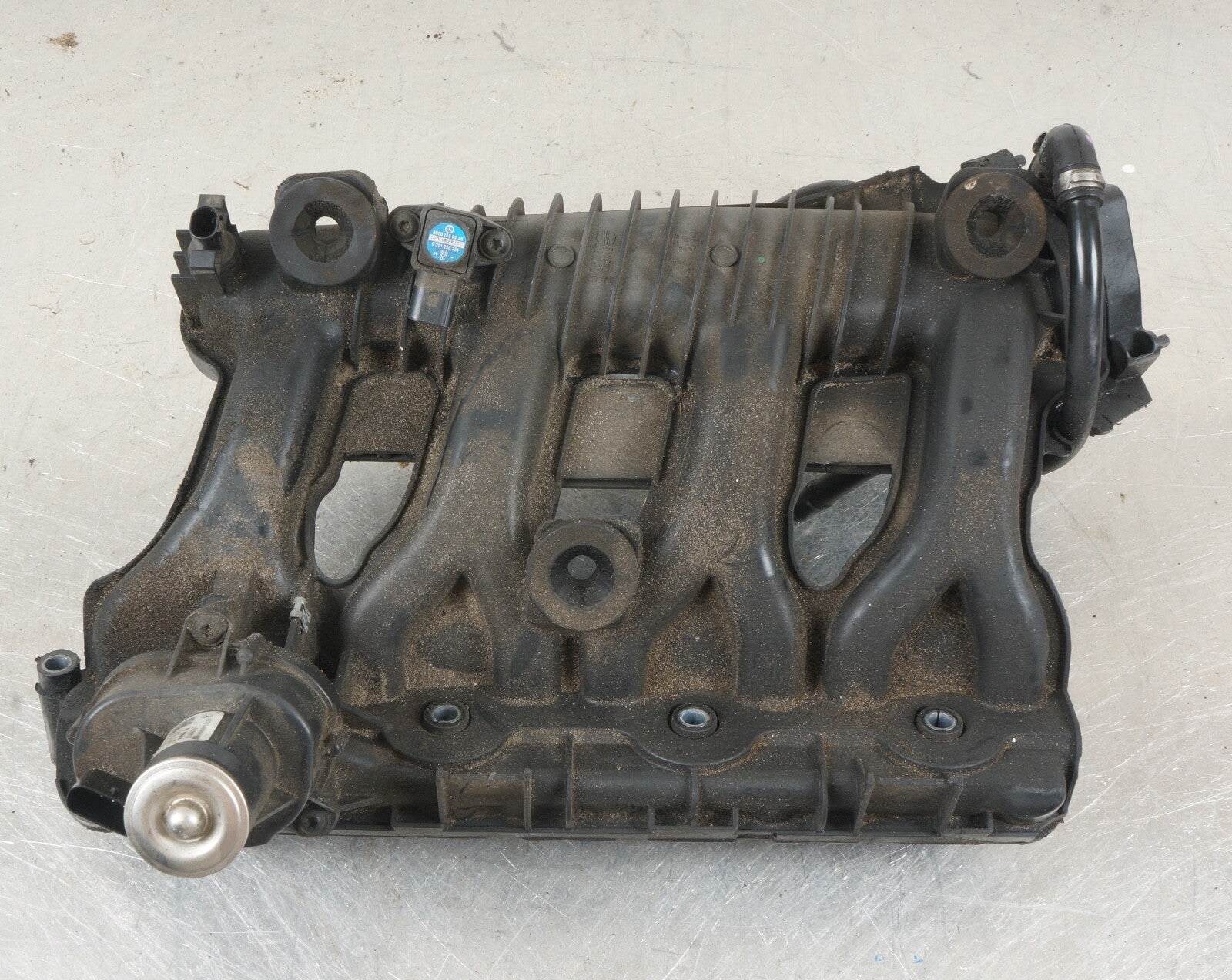 10-16 Mercedes W204 C250 SLK250 E250 Engine Air Intake Manifold 2710903037 OEM