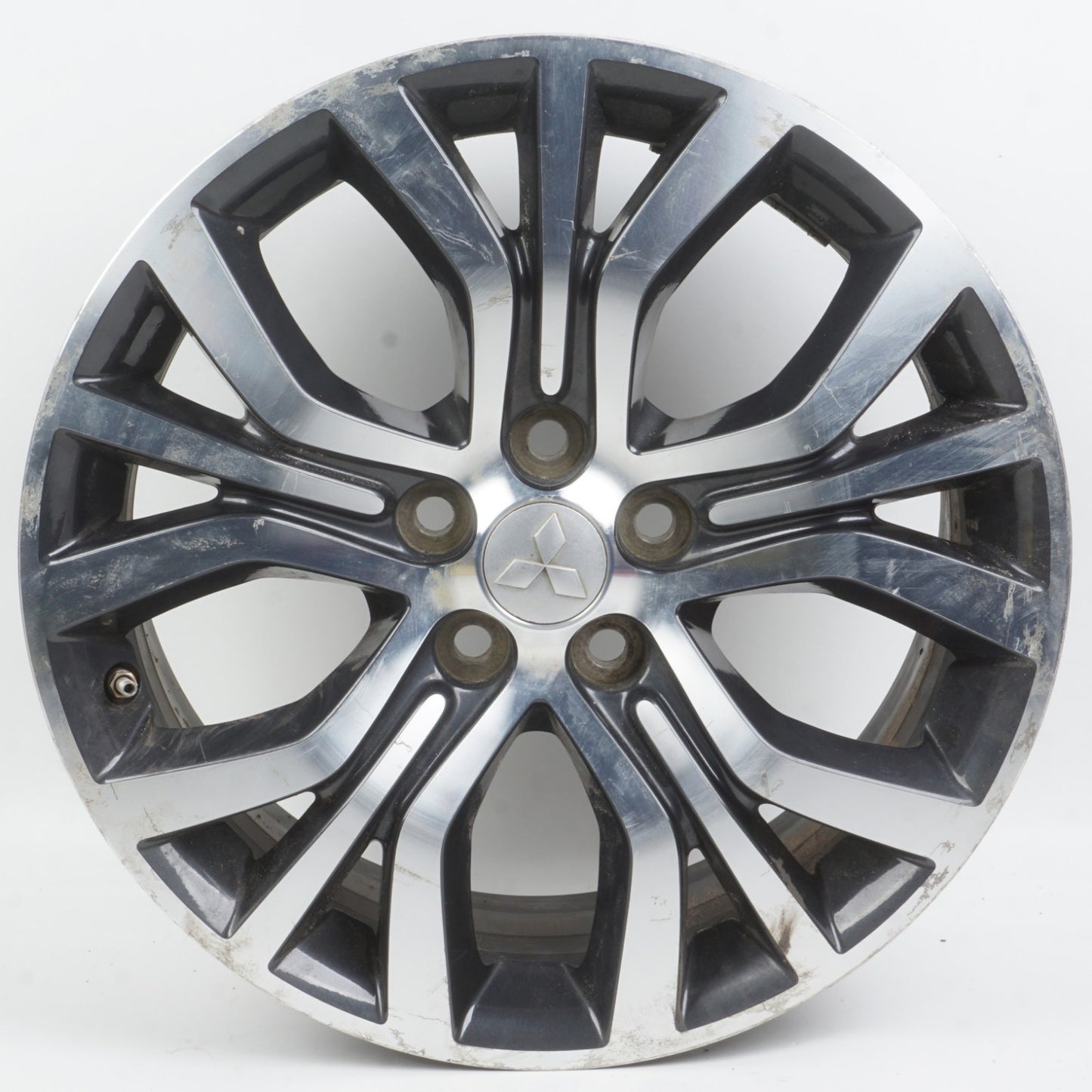 2016 - 2018 MITSUBISHI OUTLANDER ALUMINIUM WHEEL RIM  ALLOY J18X7J OEM