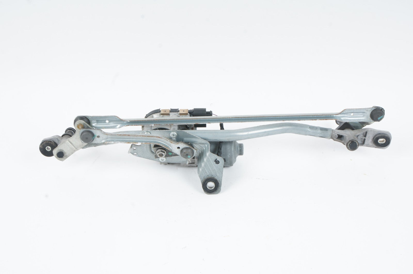 2012 - 2017 AUDI A7 WINDSHIELD WIPER MOTOR & LINKAGE TRANSMISSION OEM