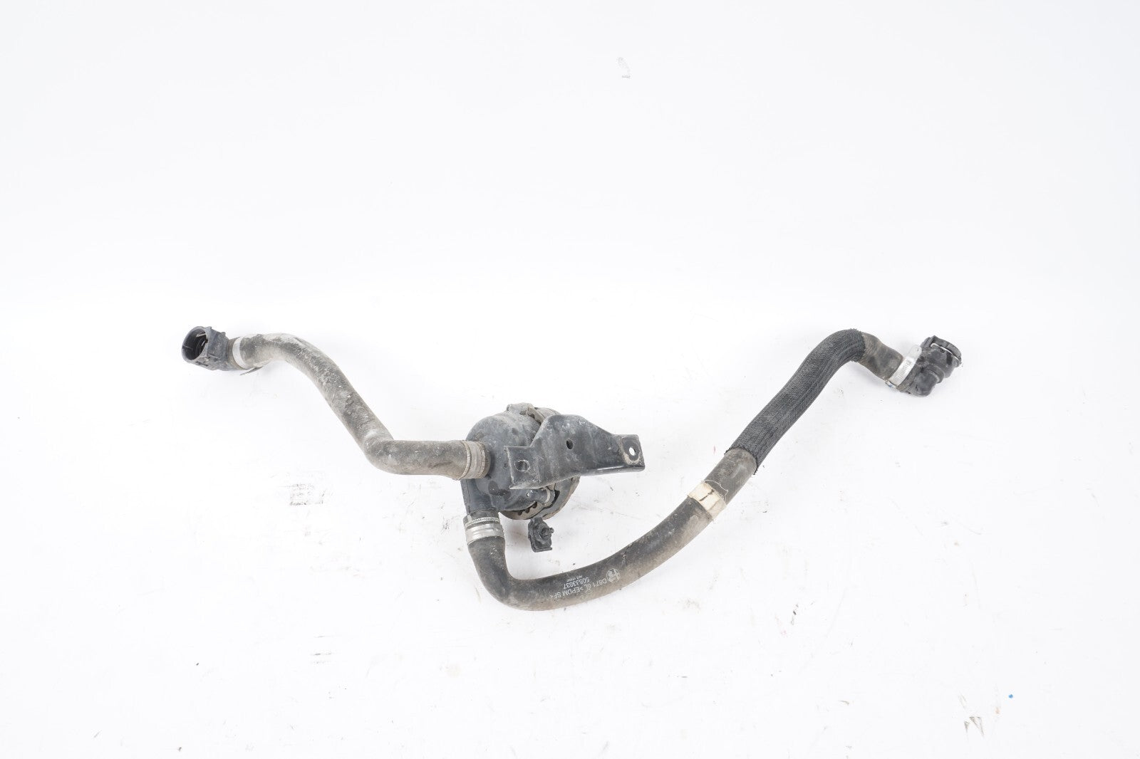 17 - 19 Alfa Romeo Giulia 2.0L COOLANT AUXILIARY WATER PUMP & HOSE PIPE  OEM