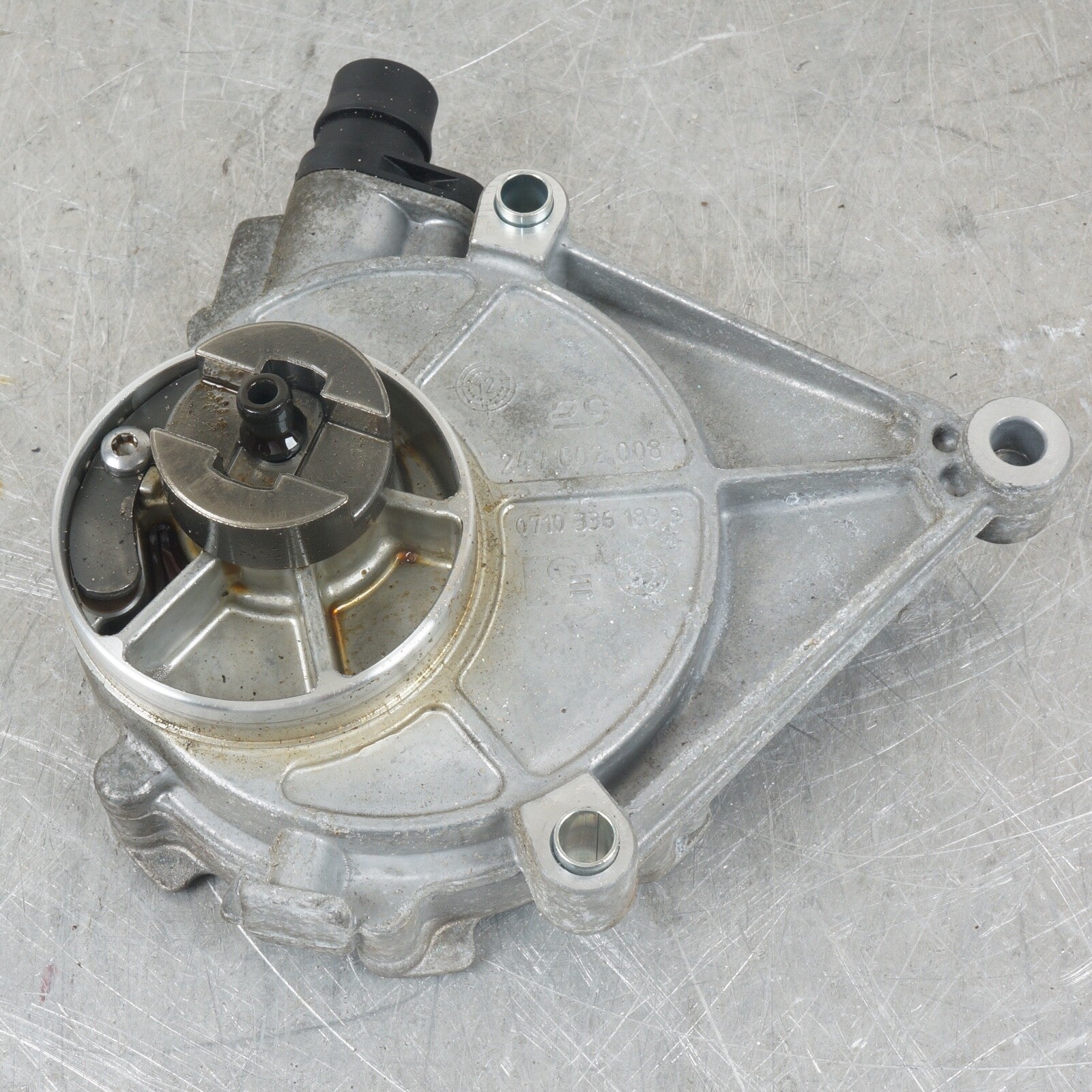 12-18 BMW F30 328i 228i 428i 528i X1 X3 X4 X5 Z4 ENGINE MOTOR VACUUM PUMP OEM