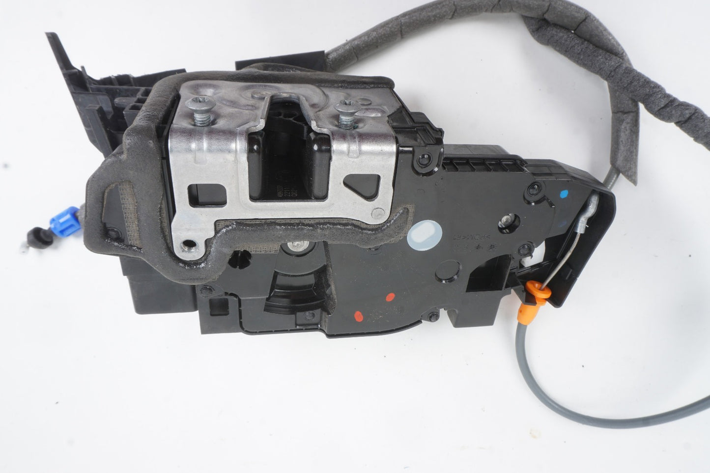2020 - 2023 Mercedes EQB300 GLB250 Front Right Side Door Lock Latch Actuator