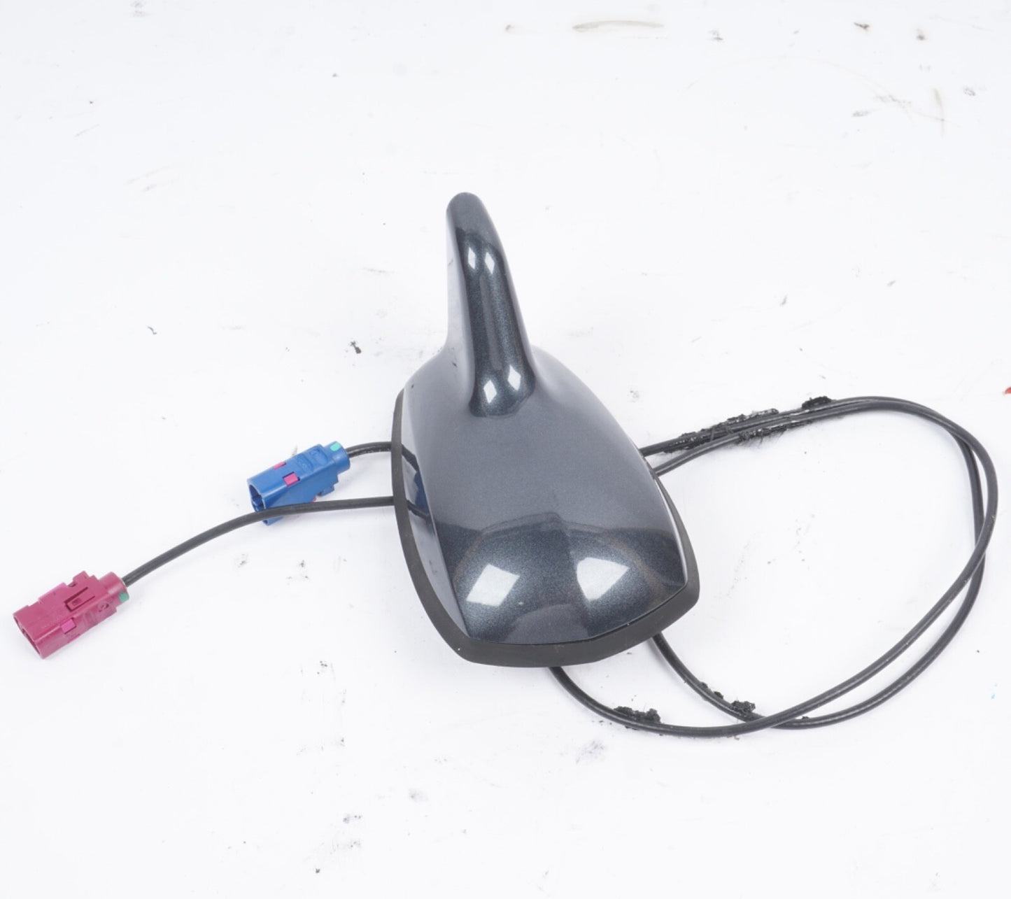 11-17 Mercedes W207 E350 E550 Convertible Shark Fin Radio Antenna Silver OEM