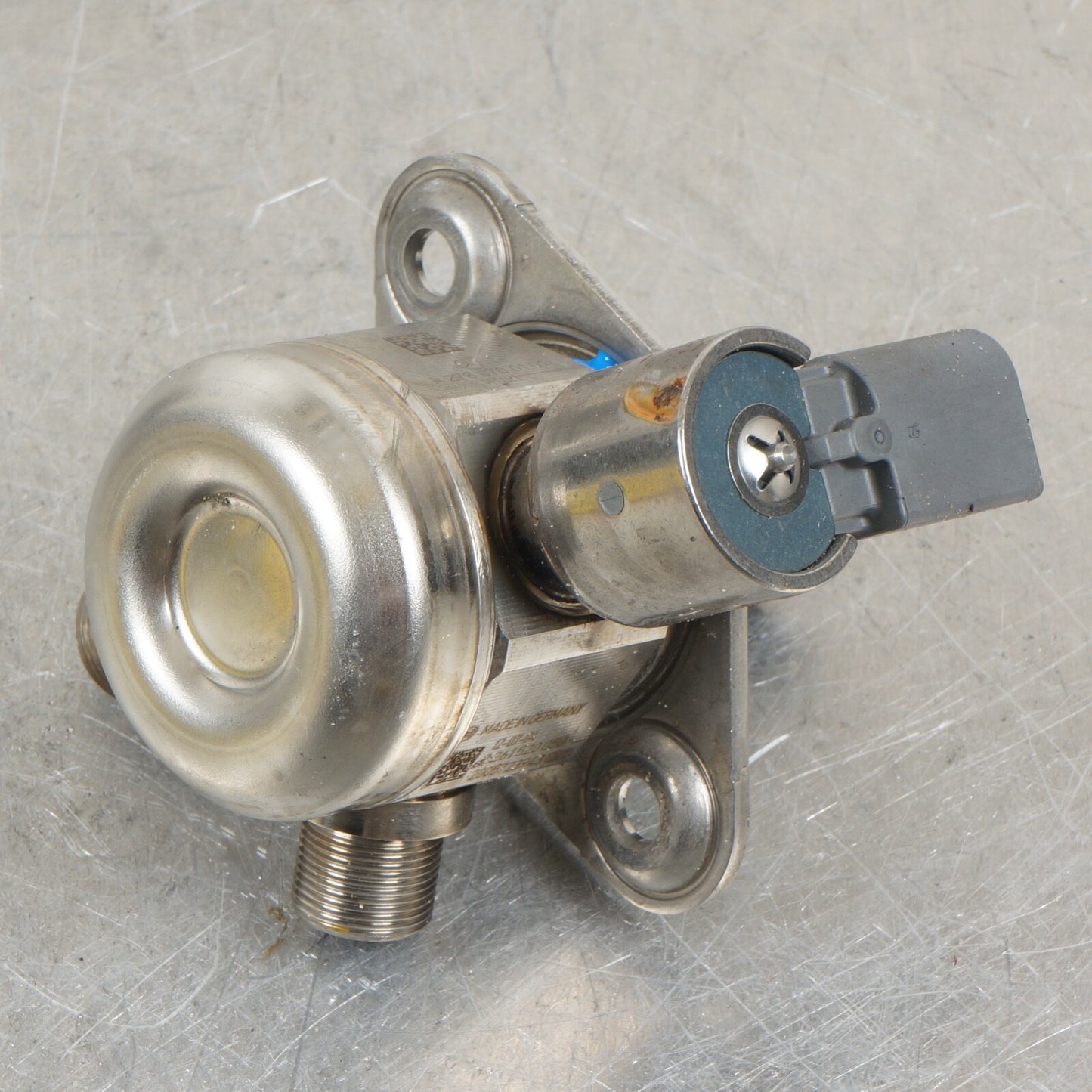 Mercedes W221 S550 E550 Left Driver Side High Pressure Fuel Pump 2780701101 OEM