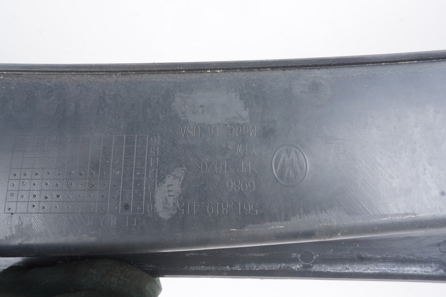 2012 - 2015 Volkswagen Passat Front Windshield Cowl Vent Grille Panel OEM