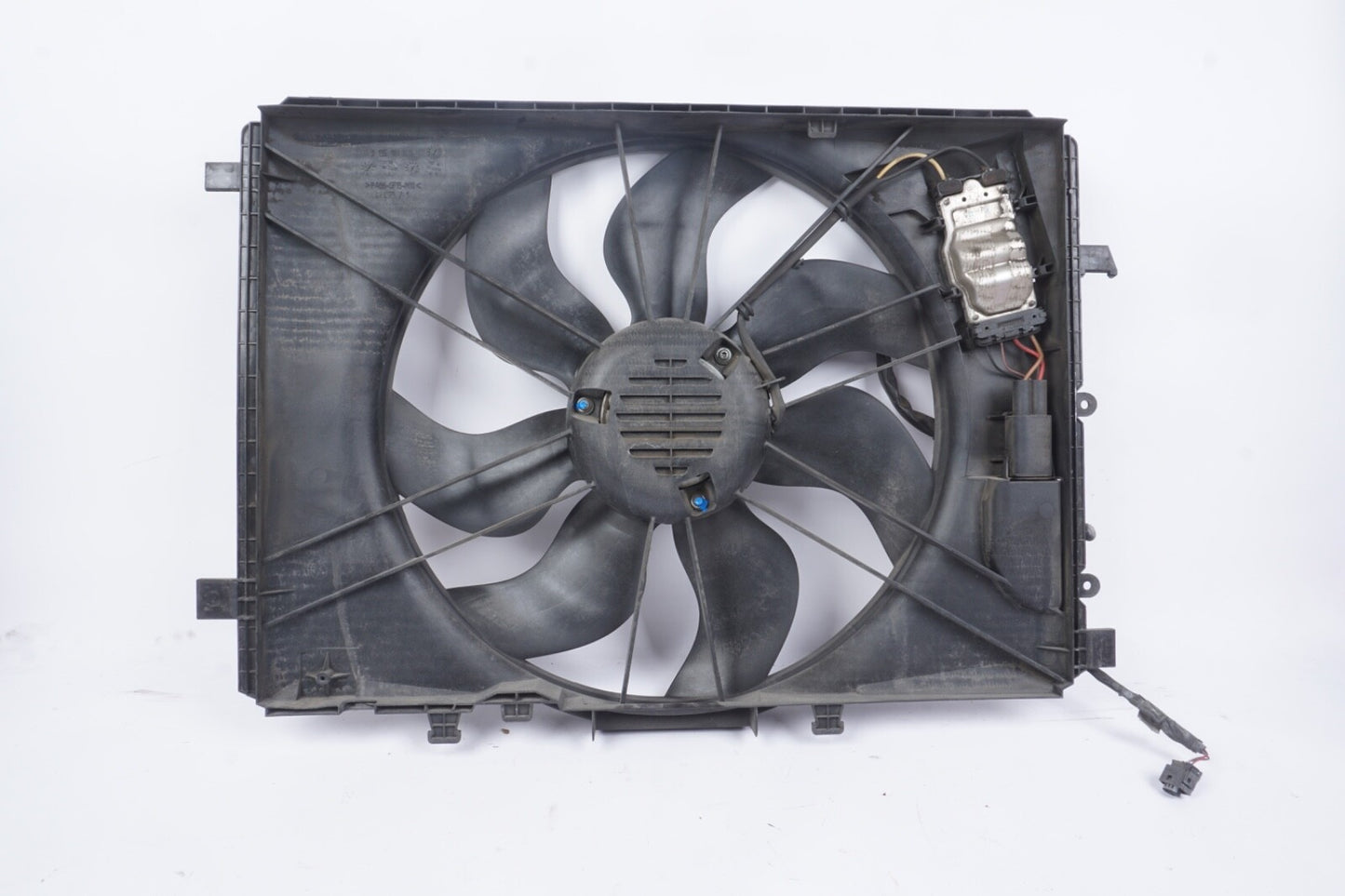 2012-2014 Mercedes W204 C250 C300 E350 Engine Radiator Cooling Fan Motor OEM