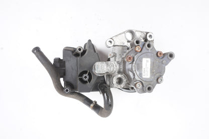 08-11 Mercedes W204 C300 Power Steering Pump Reservoir Assembly  OEM