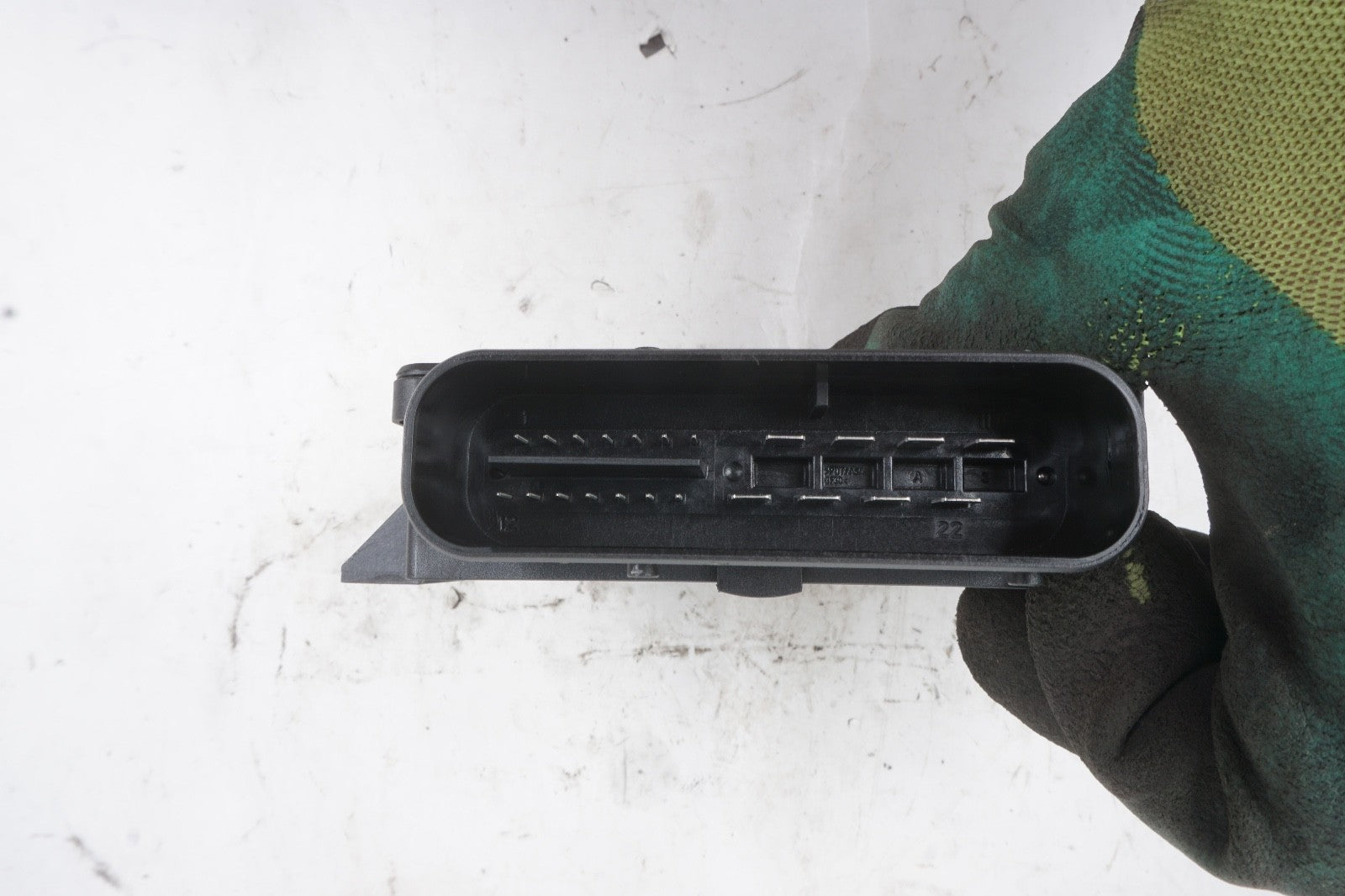 2012 BMW 650i F12 Rear Parking Brake Control Module OEM EB685485601