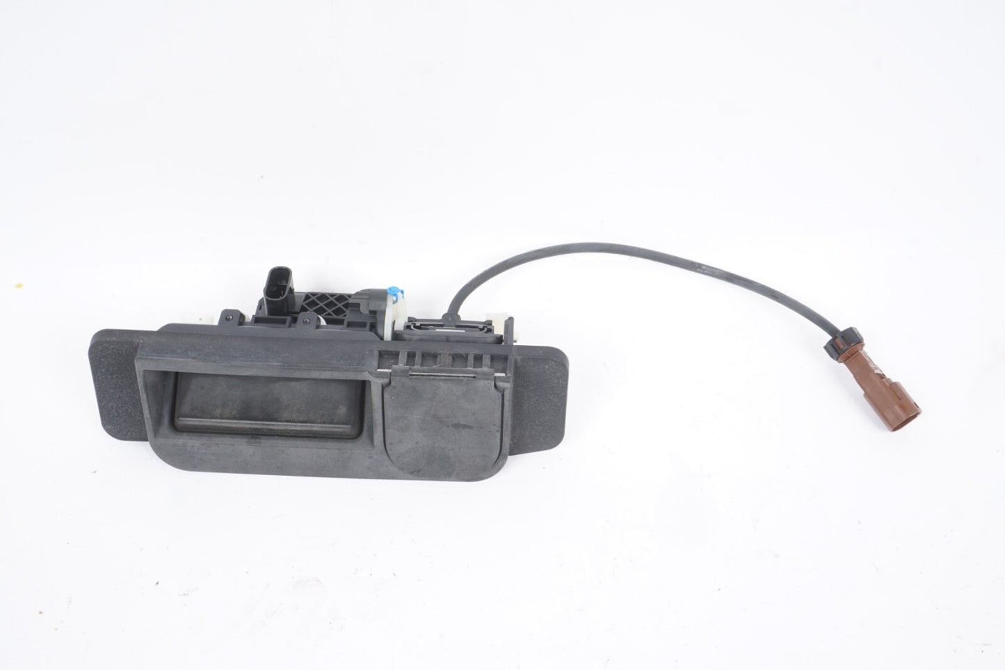 14-17 Mercedes W222 S600 S550 Trunk Tailgate Release Open Handle w/Camera OEM