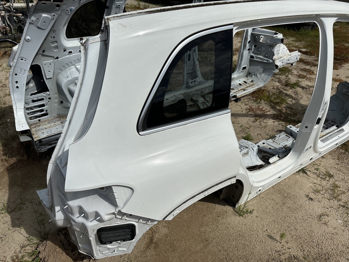 2020 - 2024 MERCEDES GLB200 GLB250 GLB35  REAR RIGHT QUARTER BODY SHELL PANEL