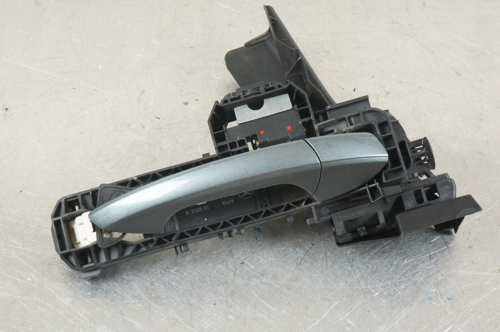 12-14 Mercedes W204 C250 C300 C350 Front Right Side Exterior Door Handle OEM