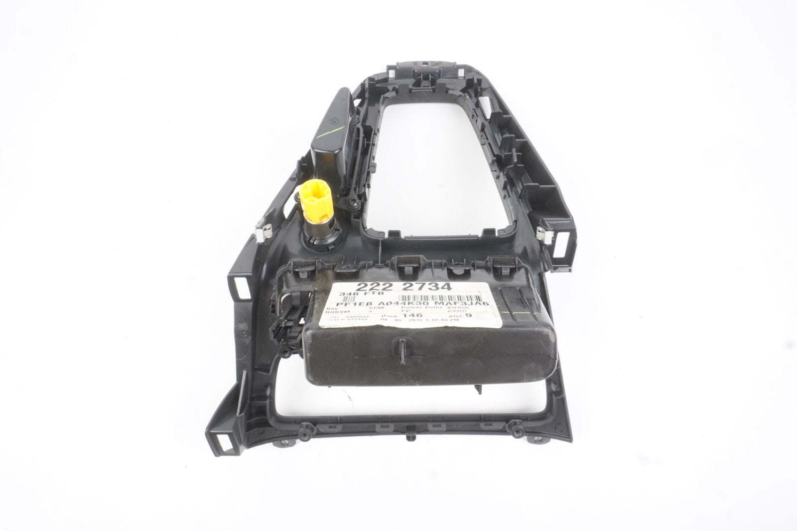 2015 - 2018 Ford Focus Center Console Trim Panel Molding Bezel OEM