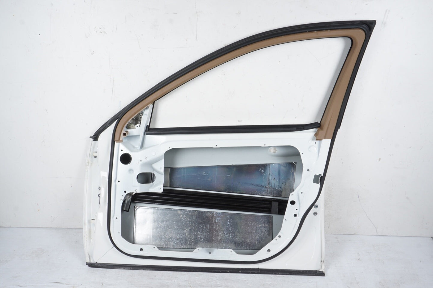 2007 - 2013 MERCEDES-BENZ S550 FRONT RIGHT PASSENGER SIDE DOOR SHELL OEM