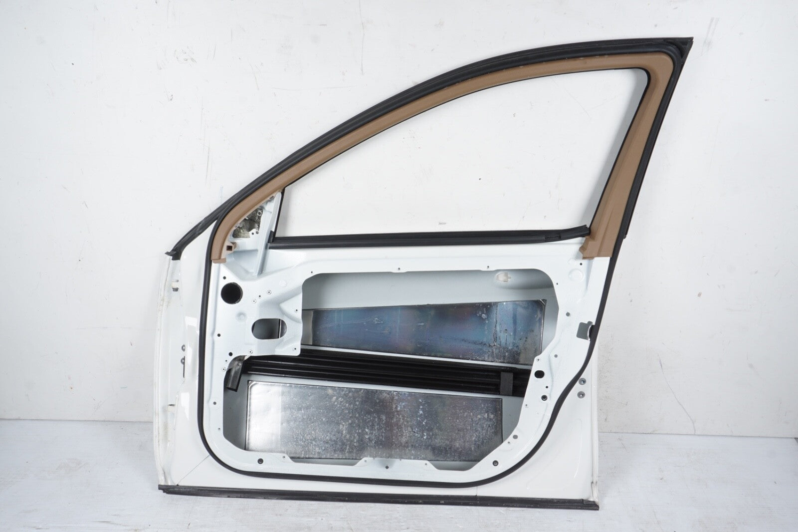 2007 - 2013 MERCEDES-BENZ S550 FRONT RIGHT PASSENGER SIDE DOOR SHELL OEM