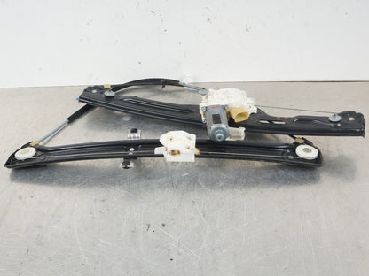 2007-2013 BMW X5 E70 FRONT PASSENGER SIDE DOOR WINDOW REGULATOR W/ MOTOR OEM