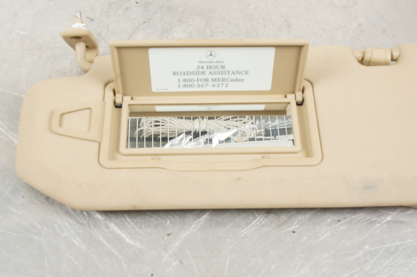 09-13 Mercedes W251 R350 R320 Front Left Side Sun Visor Sun Shade Beige OEM