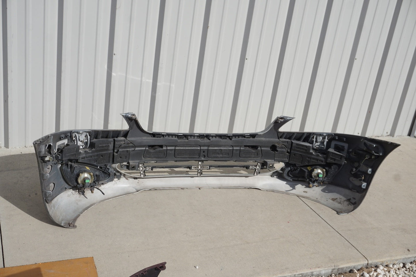 2007-2009 Mercedes W221 S550 S600 S450 Base Front Bumper Cover Assembly OEM