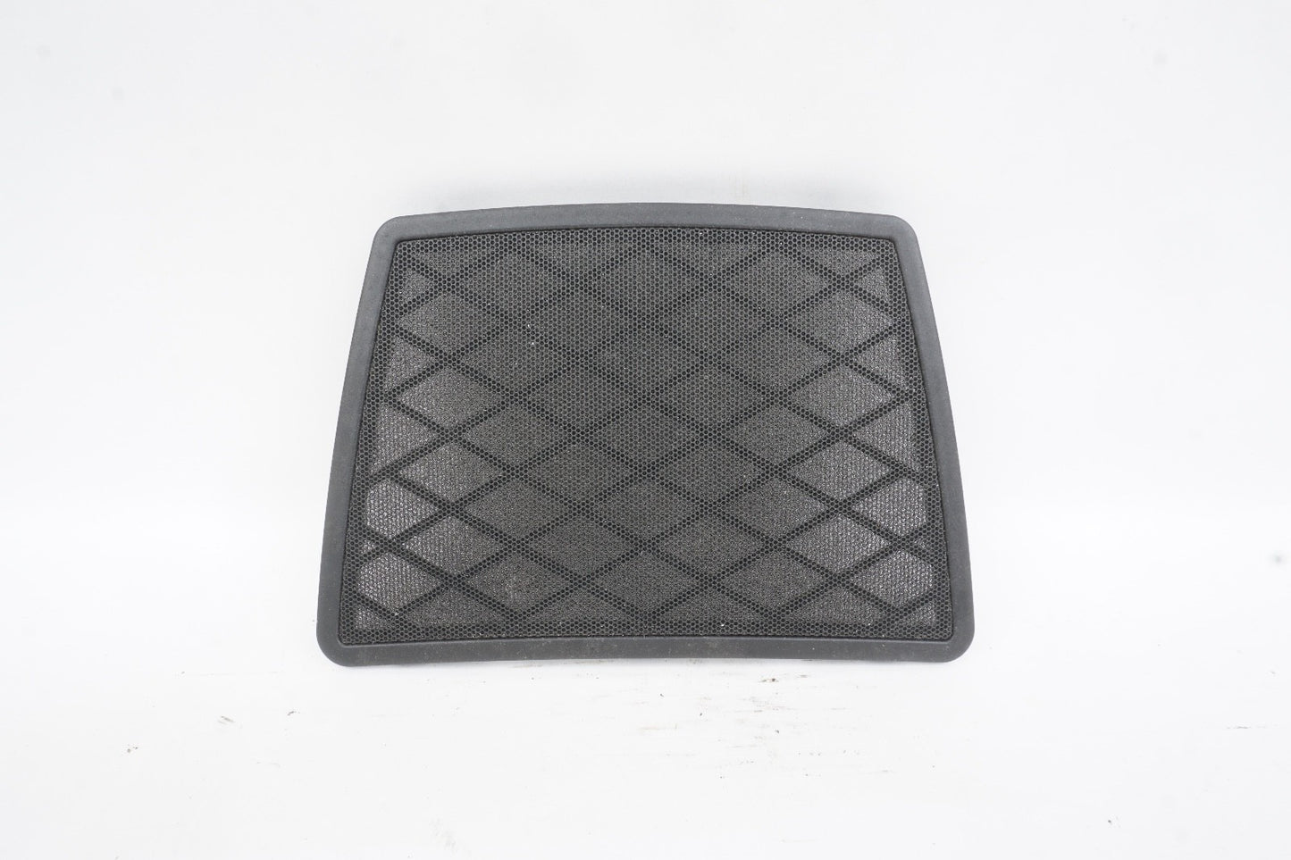 2012–2018 BMW 650I XDRIVE REAR DECK MID-RANGE SPEAKER GRILLE COVER OEM 7009536