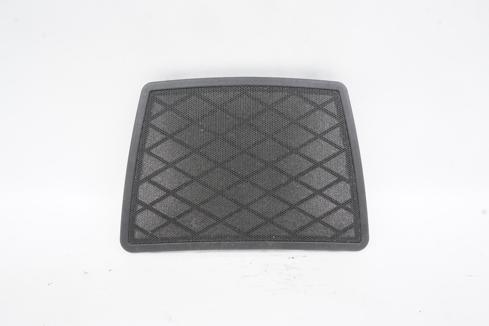 2012–2018 BMW 650I XDRIVE REAR DECK MID-RANGE SPEAKER GRILLE COVER OEM 7009536