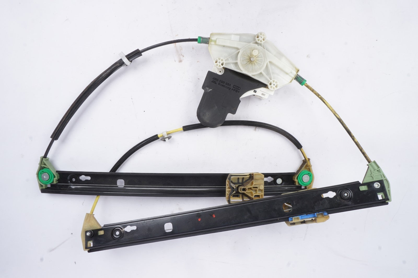 2011 - 2017 AUDI A8 A8L FRONT RIGHT PASSENGER SIDE DOOR WINDOW REGULATOR OEM