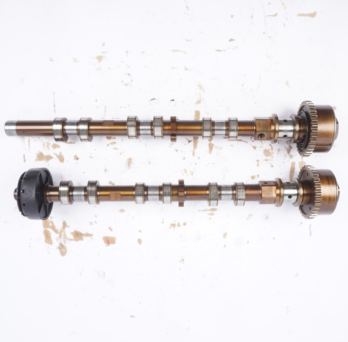 2014-2016 Maserati Ghibli 3.0L Left Driver Side Engine Camshaft 05047880AA PAIR