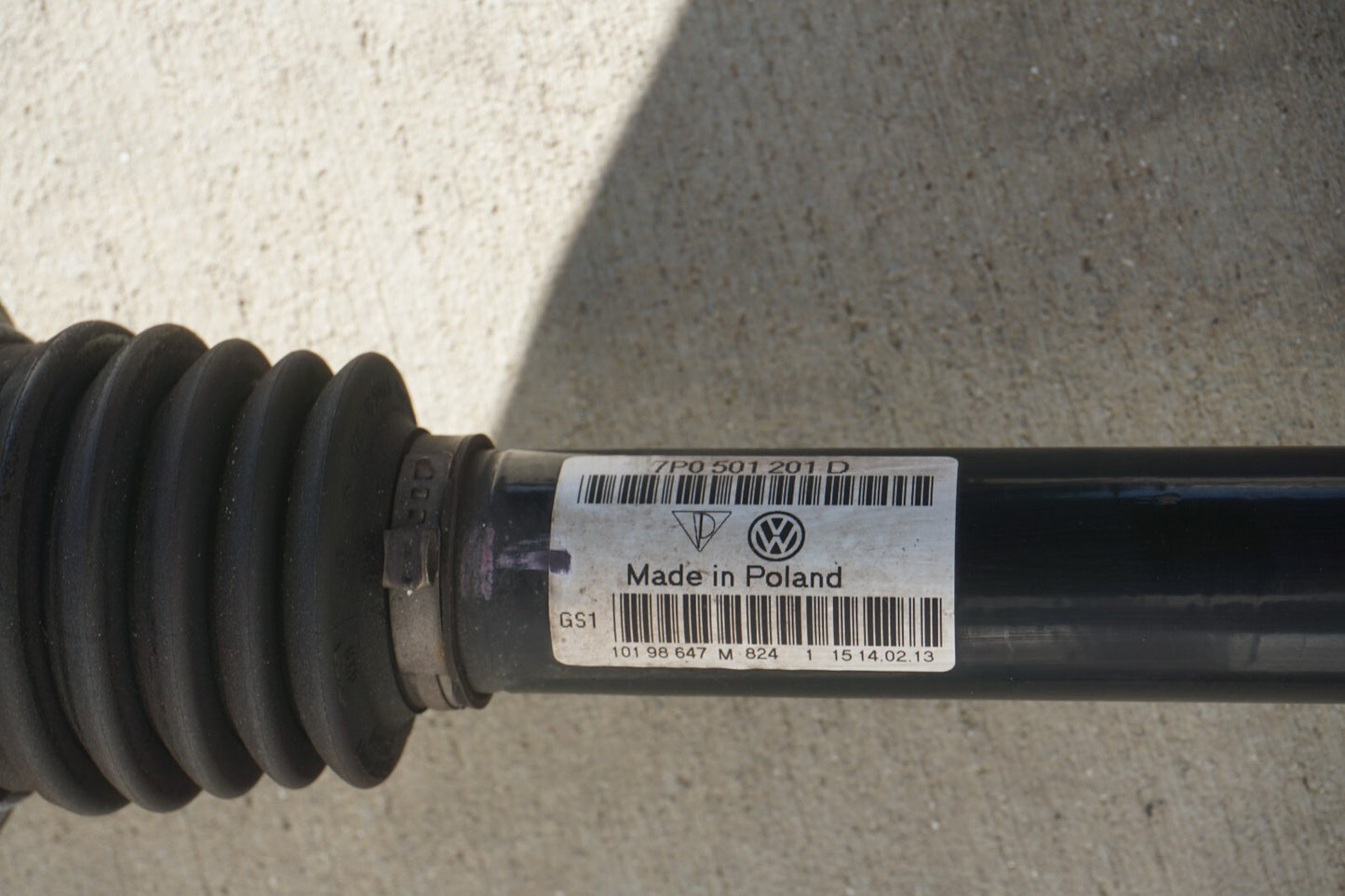 11-18 Porsche Cayenne 958 4.8l Rear Axle Shaft Left Driver Side OEM