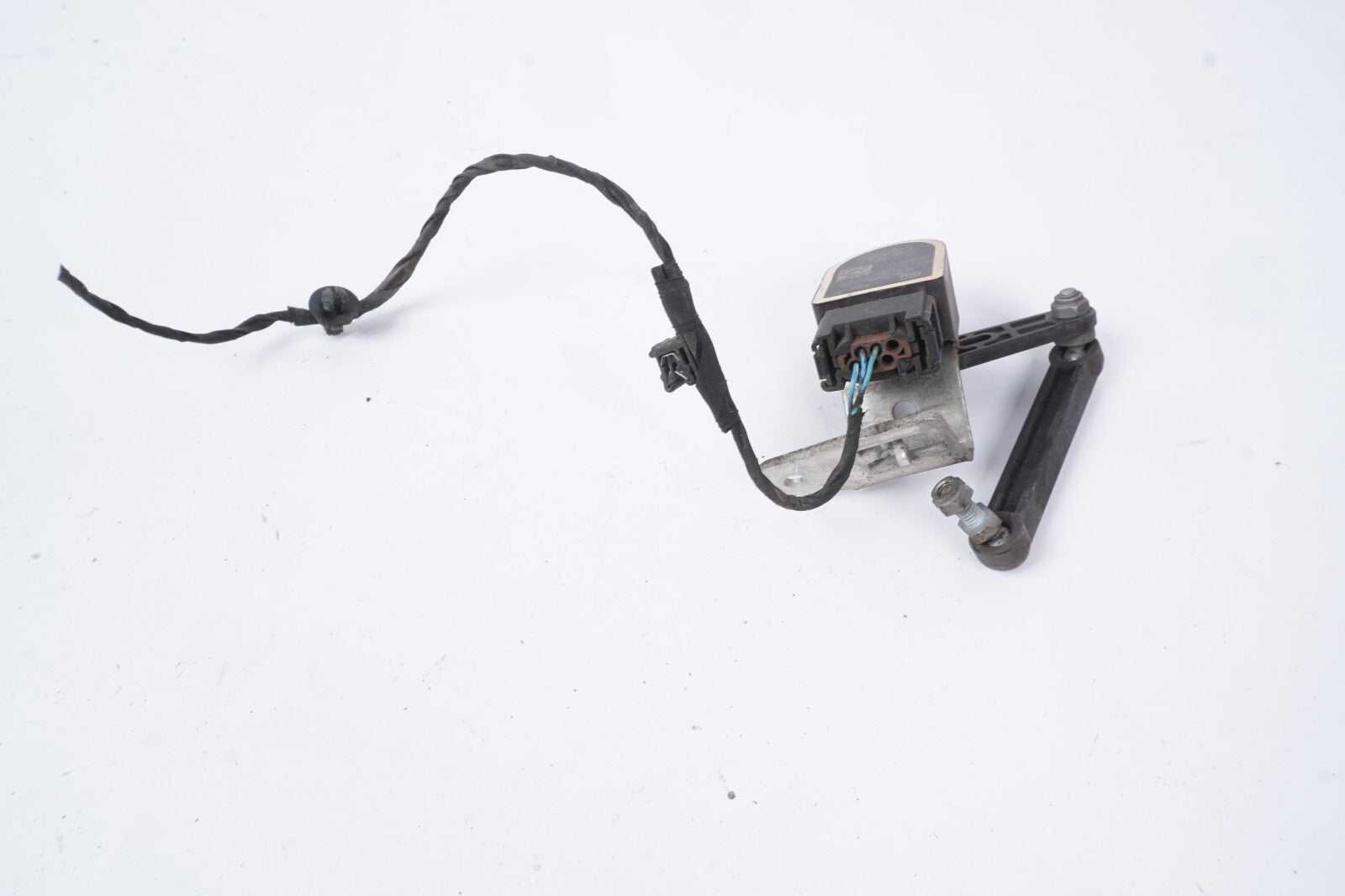 2012 - 2018 BMW 650i 640i Rear Right Suspension Height Level Sensor OEM