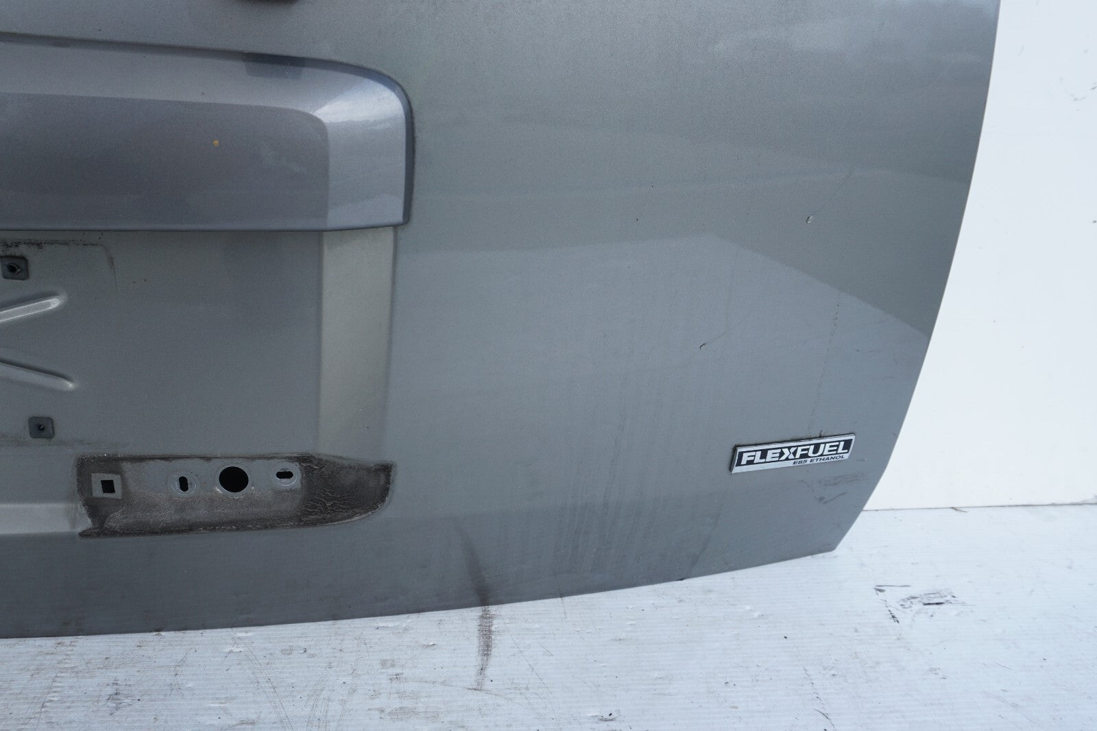 2007 - 2013 Chevy Suburban TAILGATE LIFTGATE HATCH OEM