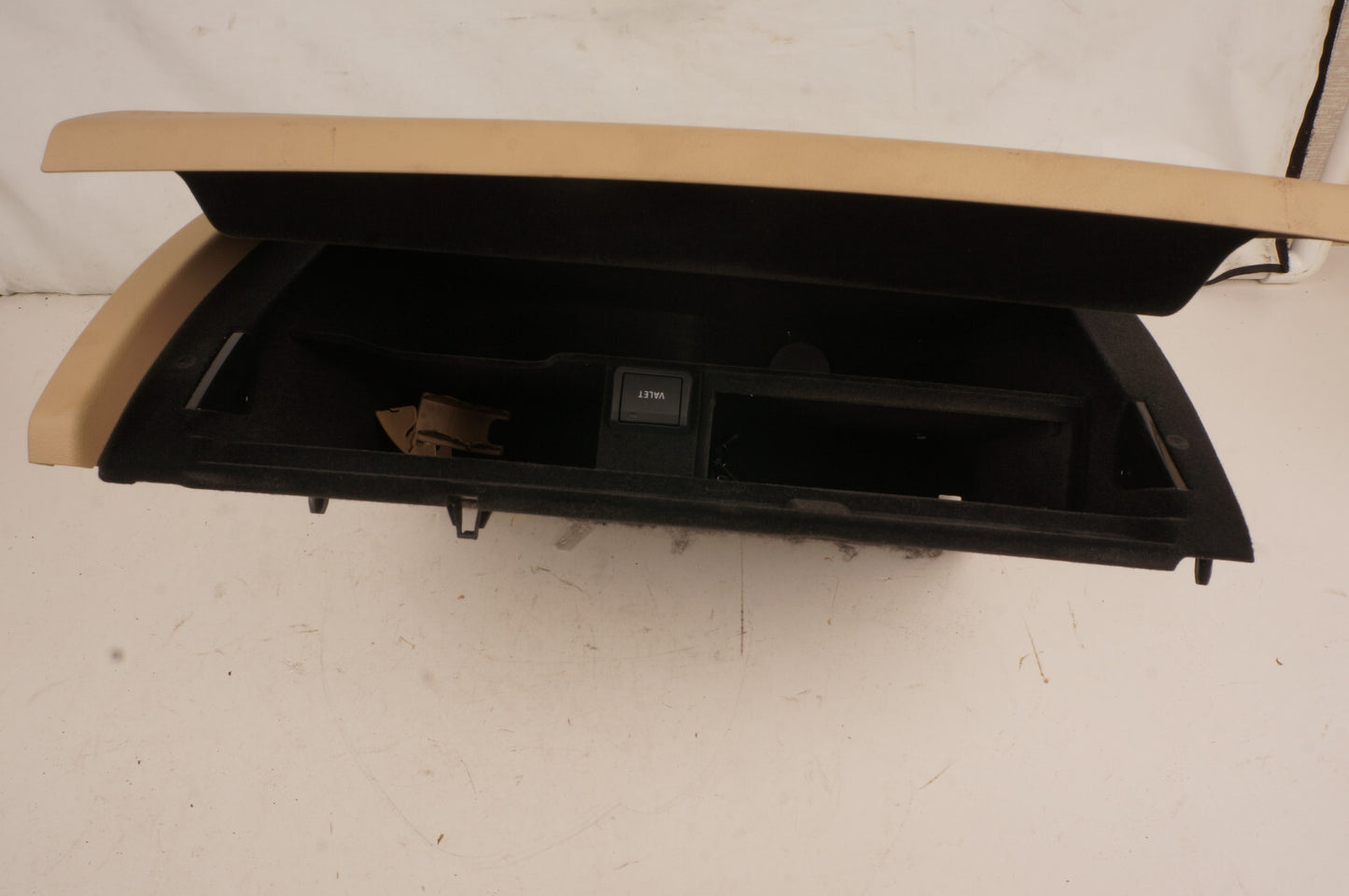 12-17 AUDI A6 S6 A7 S7 GLOVE BOX STORAGE COMPARTMENT OEM