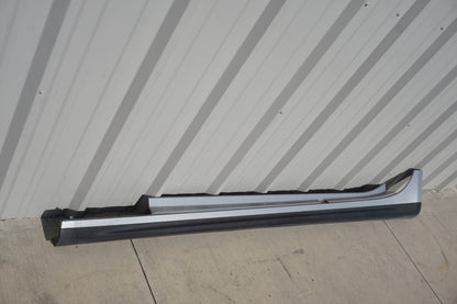 2014 - 2019 MASERATI GHIBLI SQ4 LEFT DRIVER SIDE SKIRT ROCKER PANEL SILVER OEM