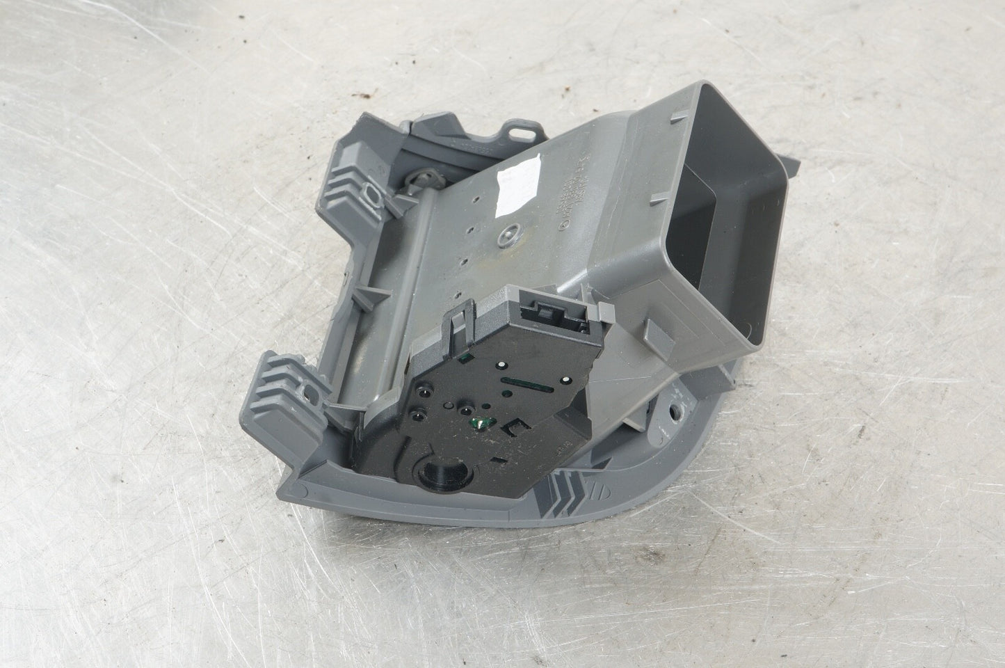 07-13 Mercedes W221 S450 S550 Dashboard AC A/C Air Vent Right Passenger Side OEM