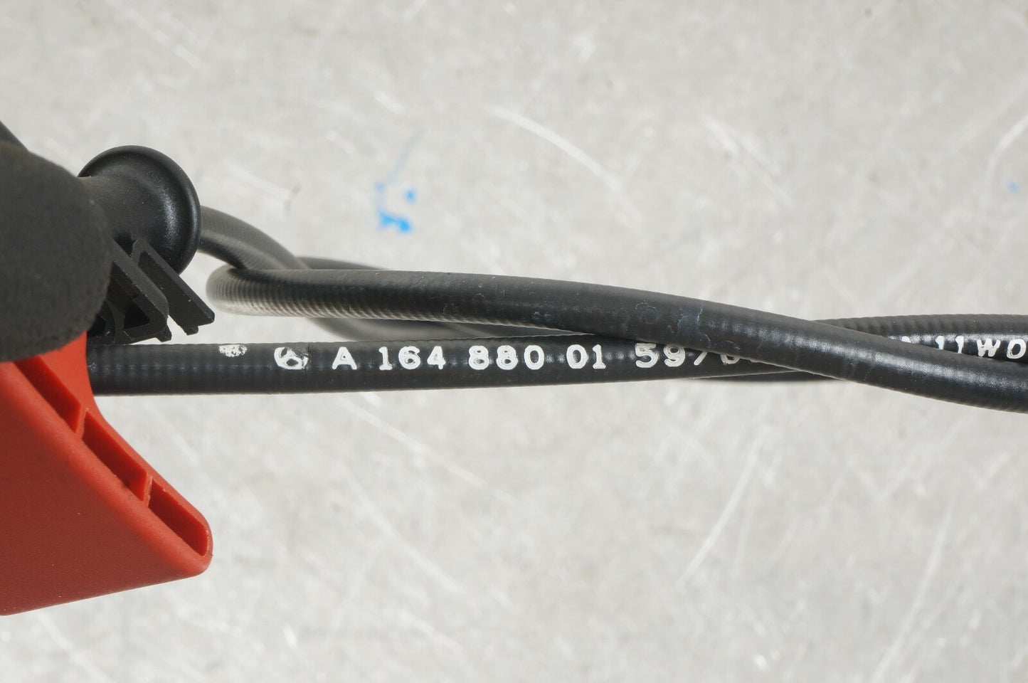 2006 - 2012 MERCEDES GL ML CLASS - HOOD BONNET RELEASE HANDLE WITH CABLE OEM