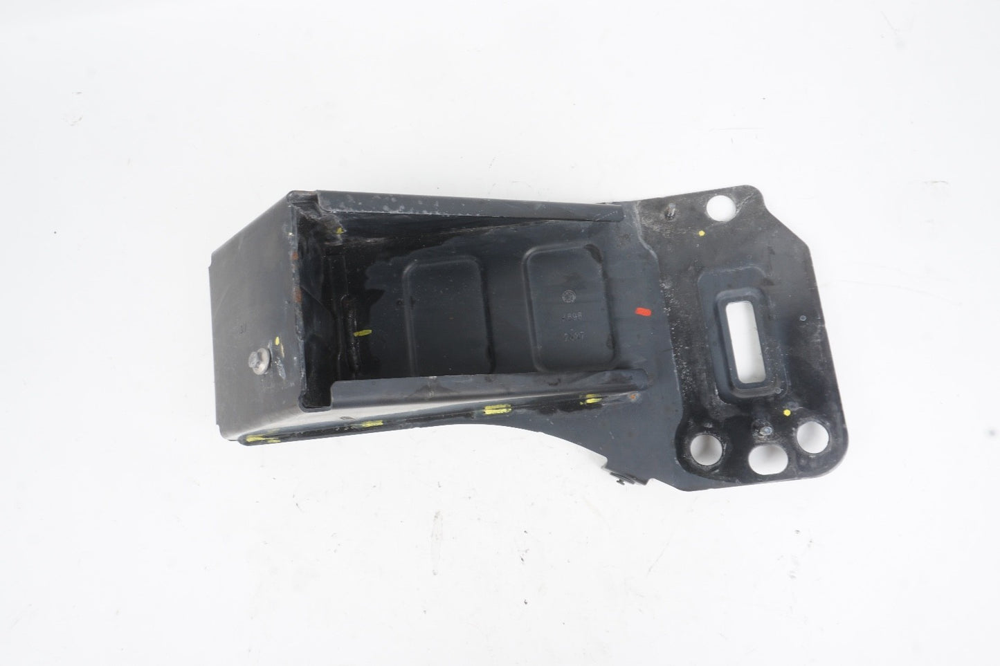 2017 - 2019 ALFA ROMEO GIULIA FRONT LEFT SIDE BUMPER MOUNT SUPPORT BRACKET OEM