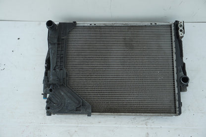 2003-2008 BMW Z4 E85 3.0L COOLING RADIATOR & AC CONDENSER OEM