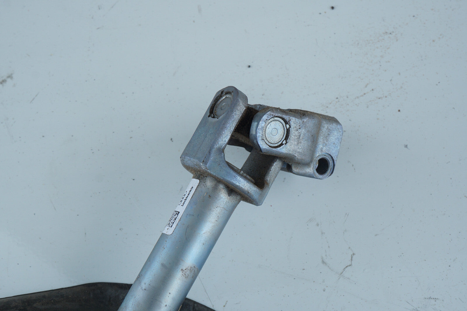 2012-2018 AUDI A6 A7 LEFT SIDE STEERING COLUMN U JOINT SHAFT 4G1419753B OEM