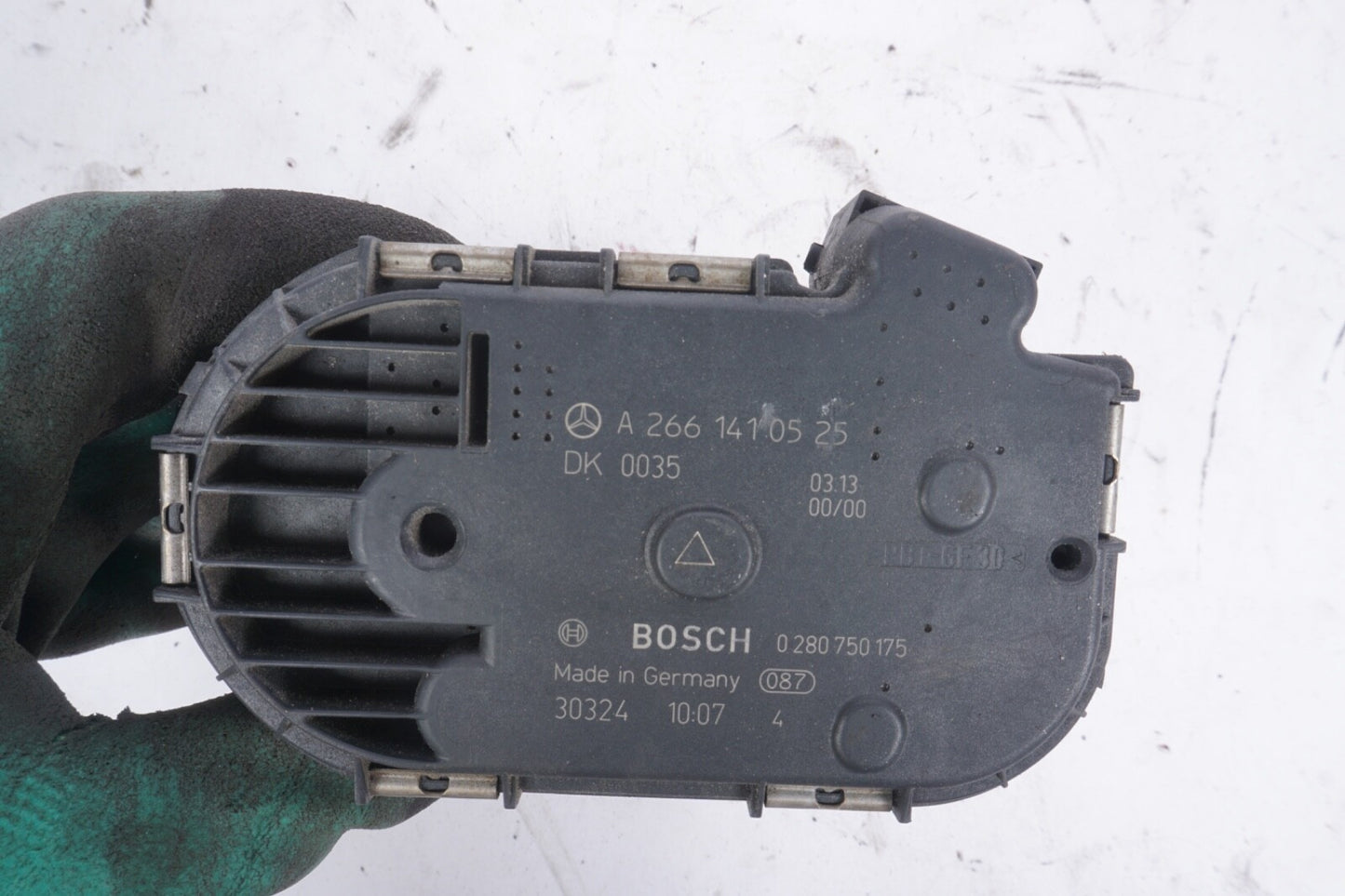 2012-2014 MERCEDES W204 C250 1.8L 4-CYL M271 ENGINE THROTTLE BODY 2661410525 OEM