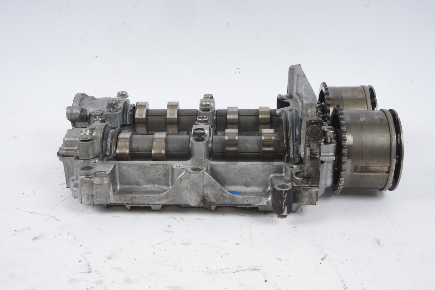 2011-2013 BMW 550I GT F07 N63 4.4L CAMSHAFTS WITH TRAY RIGHT PASSENGER SIDE OEM