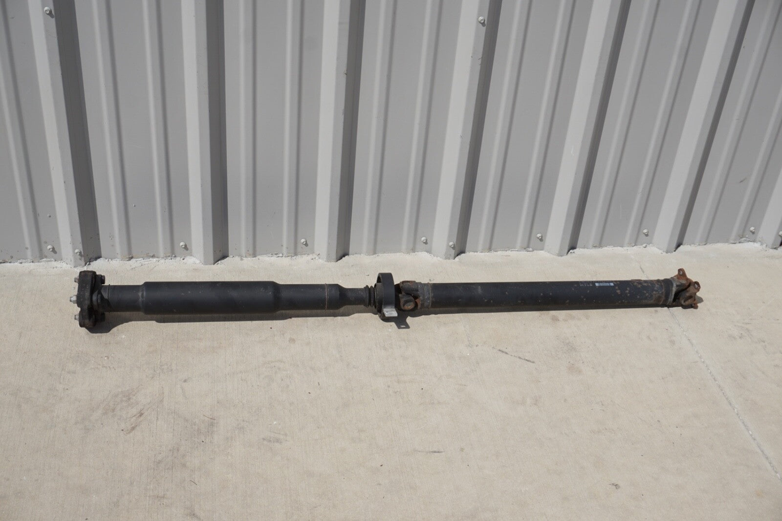 2009 - 2013 BMW 328i E93 REAR DRIVESHAFT 7551199-02 OEM