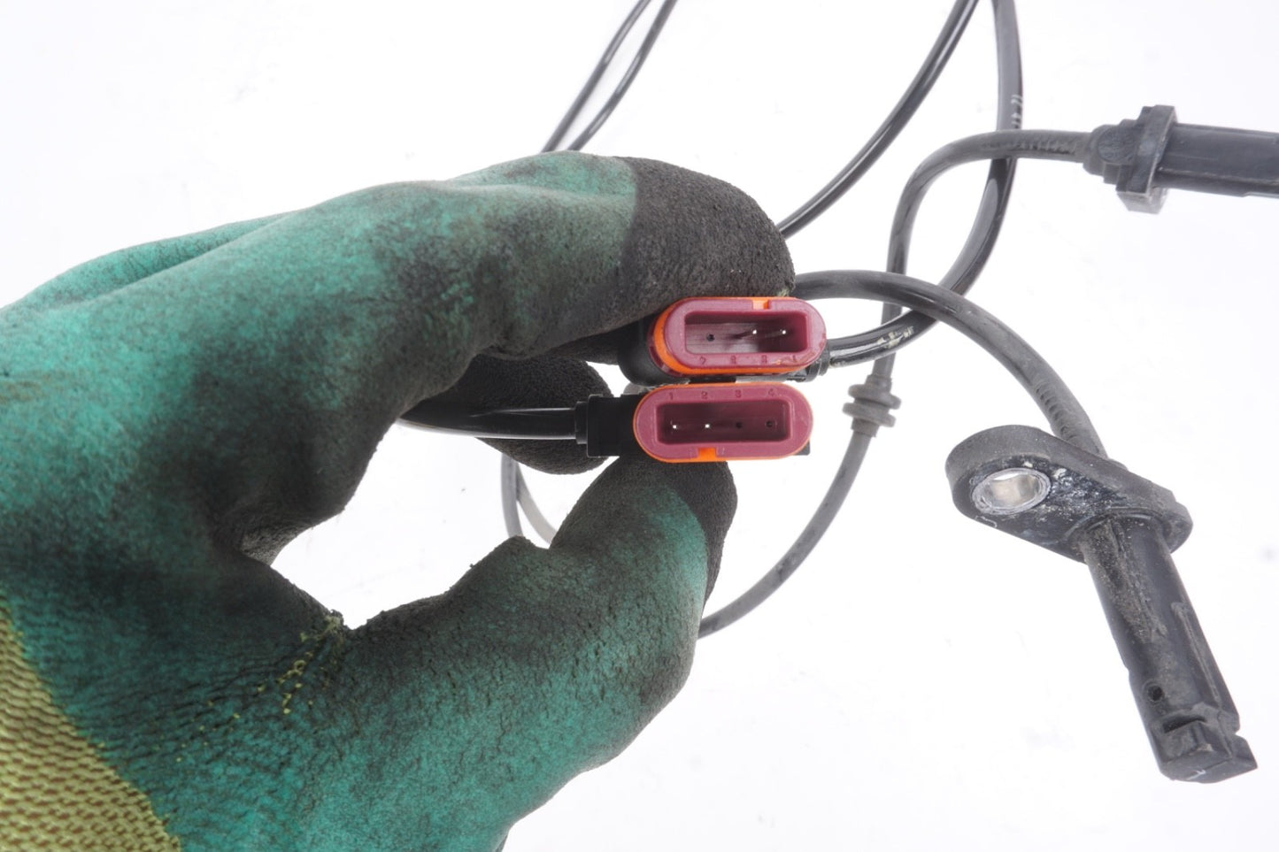 2010 - 2014 Mercedes W207 E550 E350 Convertible Rear ABS Wheel Speed Sensor OEM