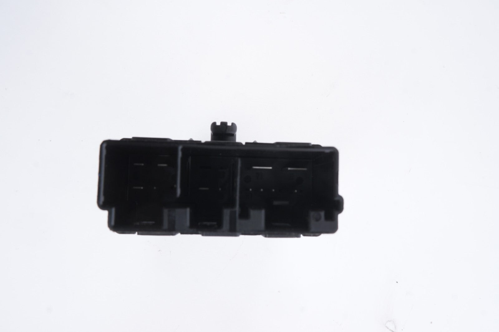 2021 - 2024 BMW 430I G22 Seat Belt Extender Control Module 61355A06AC2  OEM