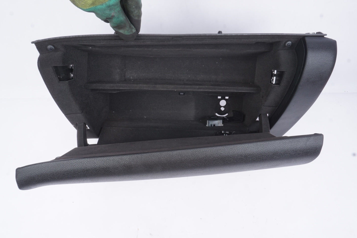 2014-20 MASERATI GHIBLI RIGHT DASH GLOVEBOX STORAGE LID COMPARTMENT TRIM M157