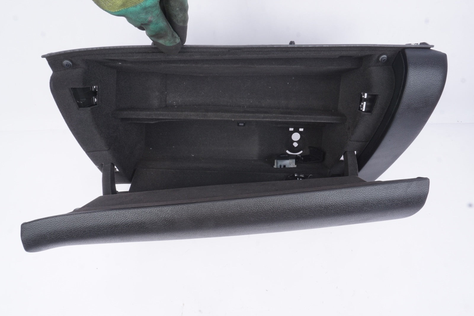 2014-20 MASERATI GHIBLI RIGHT DASH GLOVEBOX STORAGE LID COMPARTMENT TRIM M157