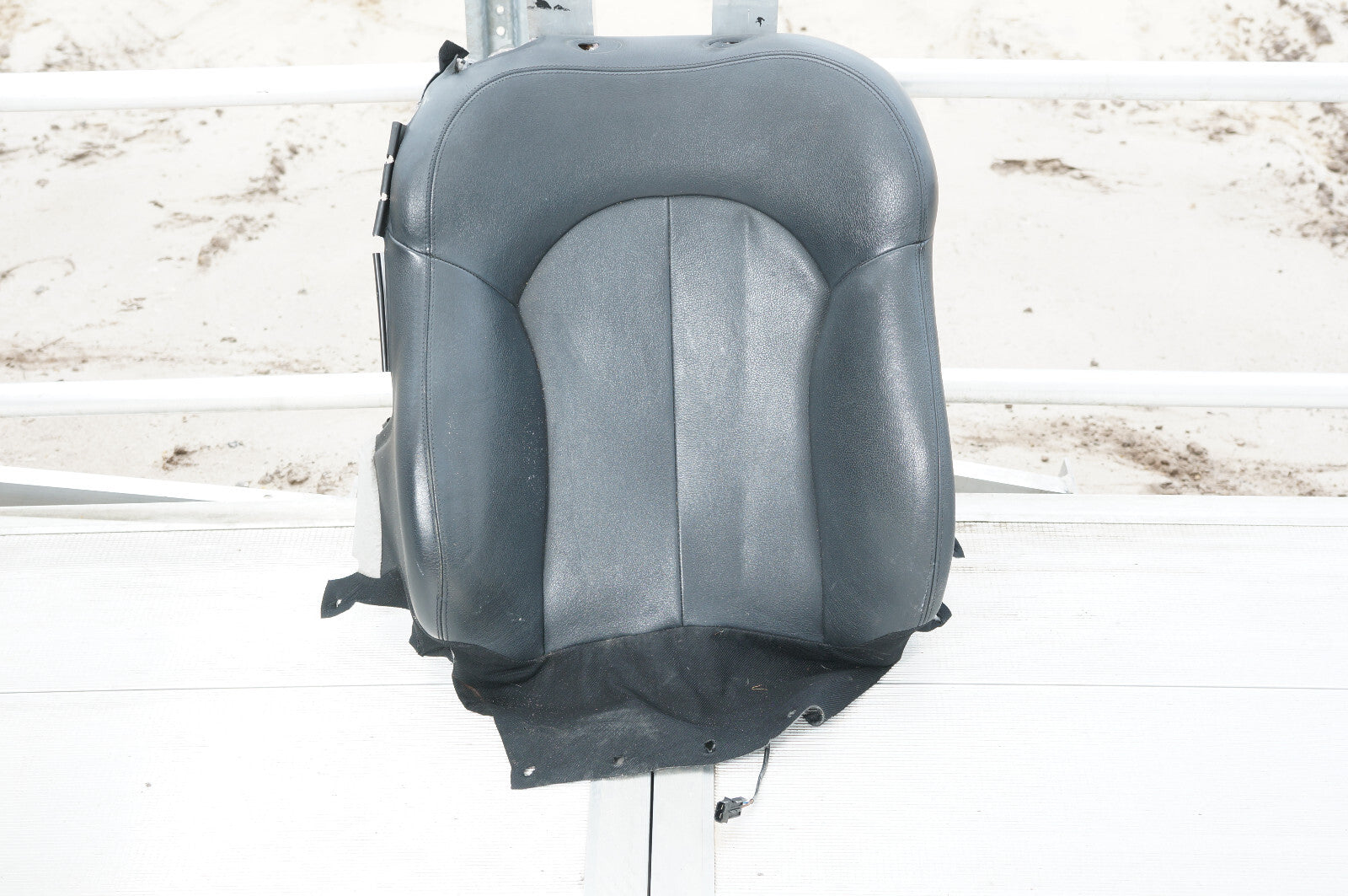 06-09 MERCEDES CLK500 CLK350 CONVERTIBLE FRONT RIGH UPPER SEAT BACK BACKREST OEM