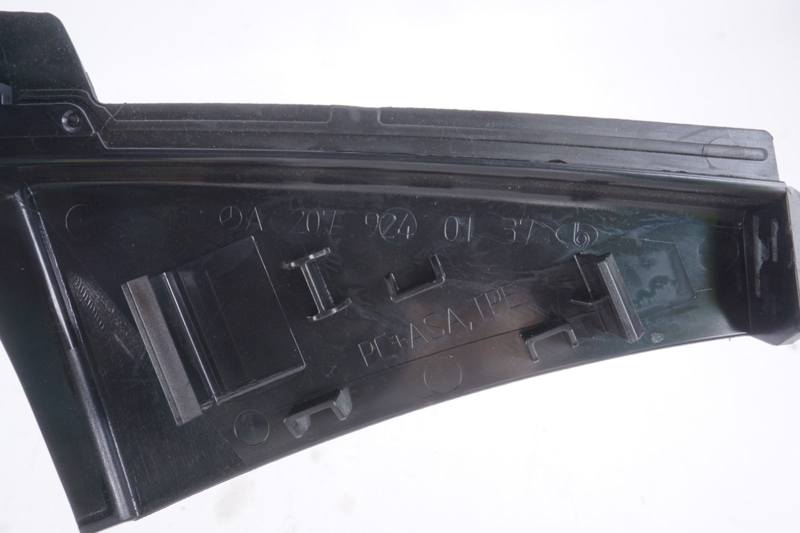 2010 - 2017 Mercedes-Benz E350 Rear Left Seat Belt Guide - OEM Part