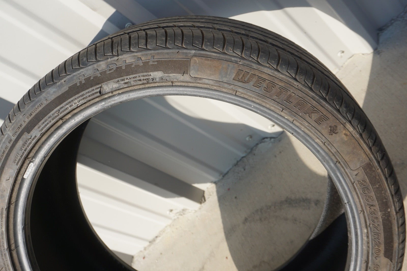 265/35ZR20 West Lake SA-07 Tire - 7.9/32 - USED