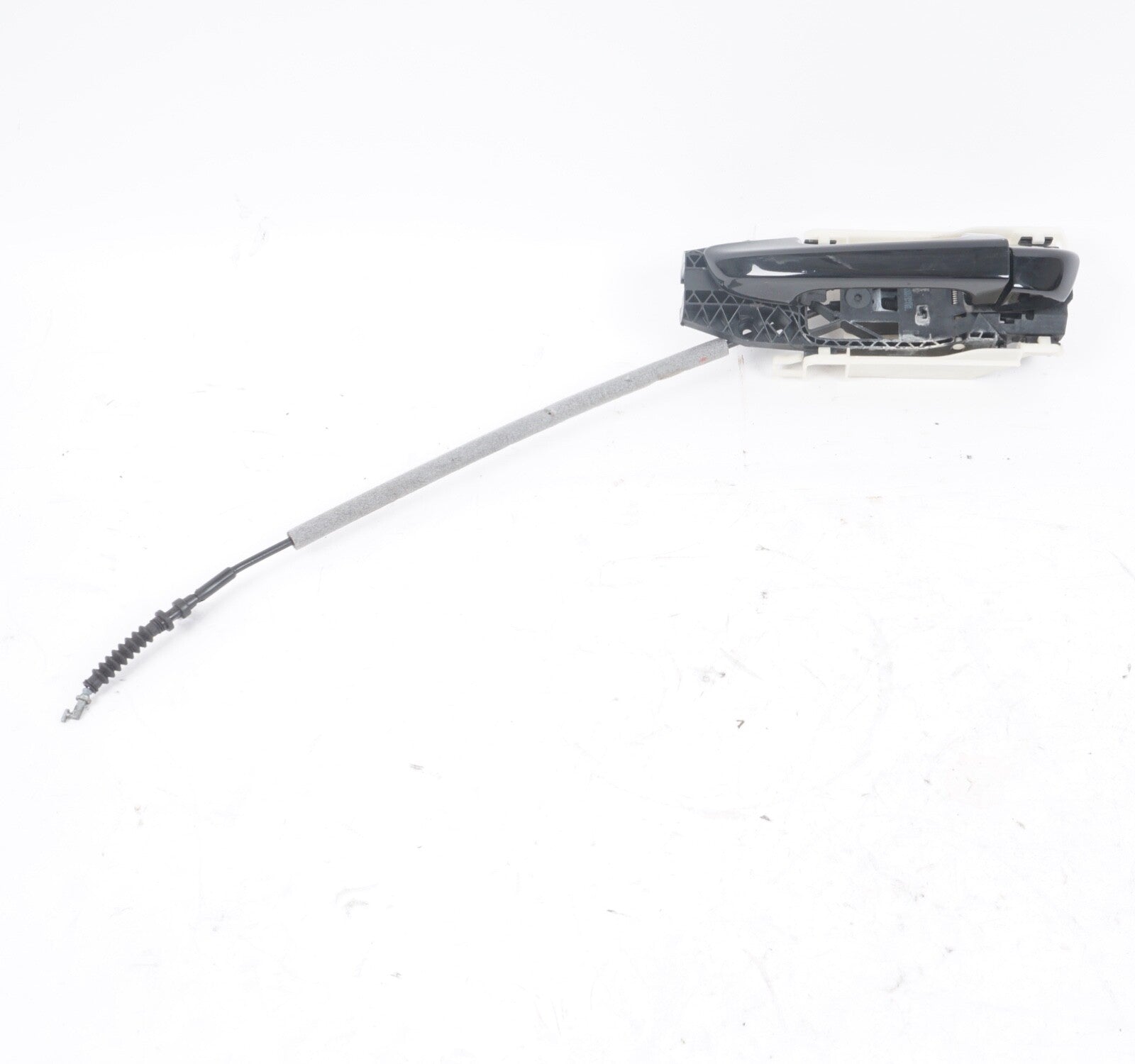 11-18 Porsche Cayenne  Rear Left Side Exterior Door Handle OEM
