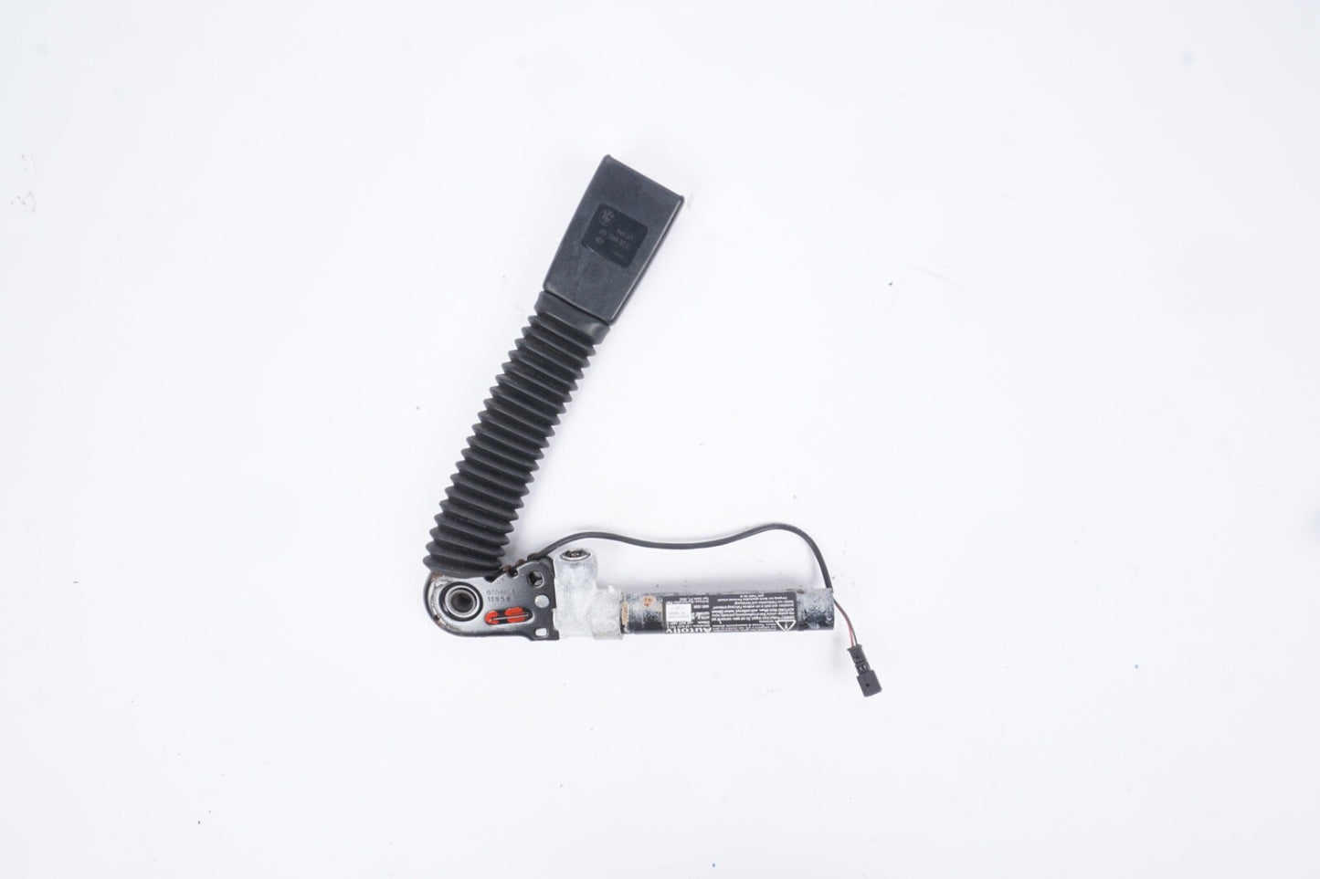 OEM BMW F10 F07 F01 F02 M5 535 550 750 Front Right Passenger Seatbelt Buckle