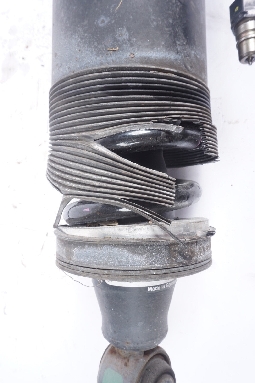 03-06 Mercedes R230 SL500 SL600 Rear Right Hydraulic Shock Strut Absorber OEM