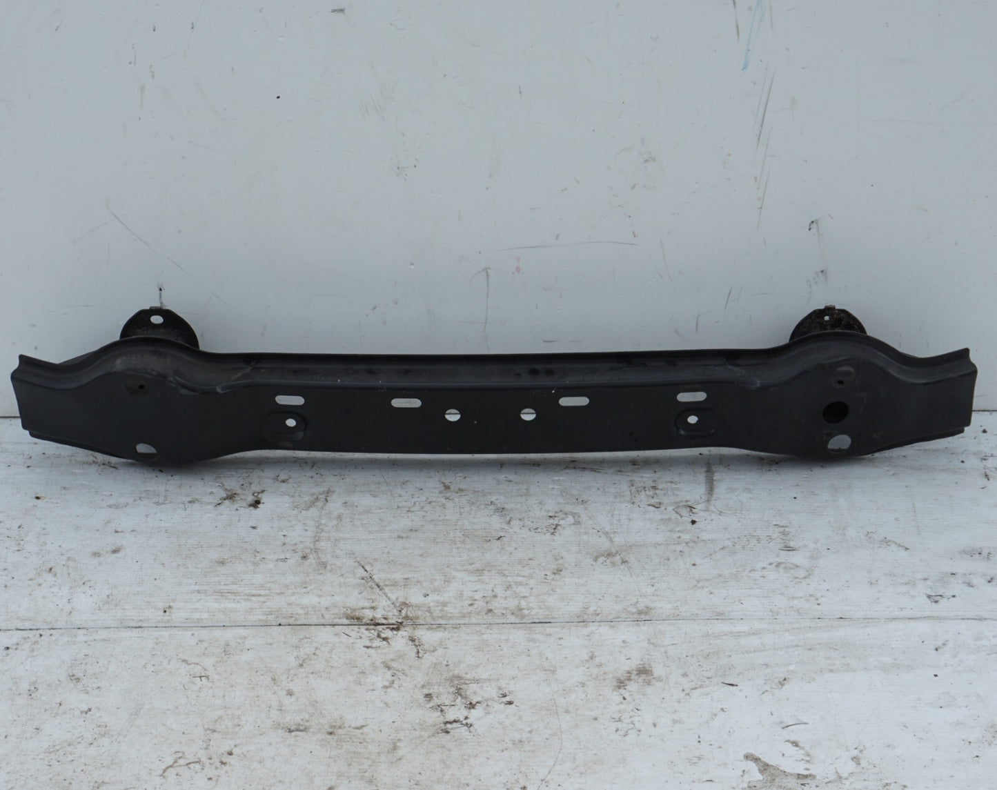 2012 - 2018 BMW 650i 640i Rear Bumper Reinforcement Rebar Impact Bar 7223159 OEM