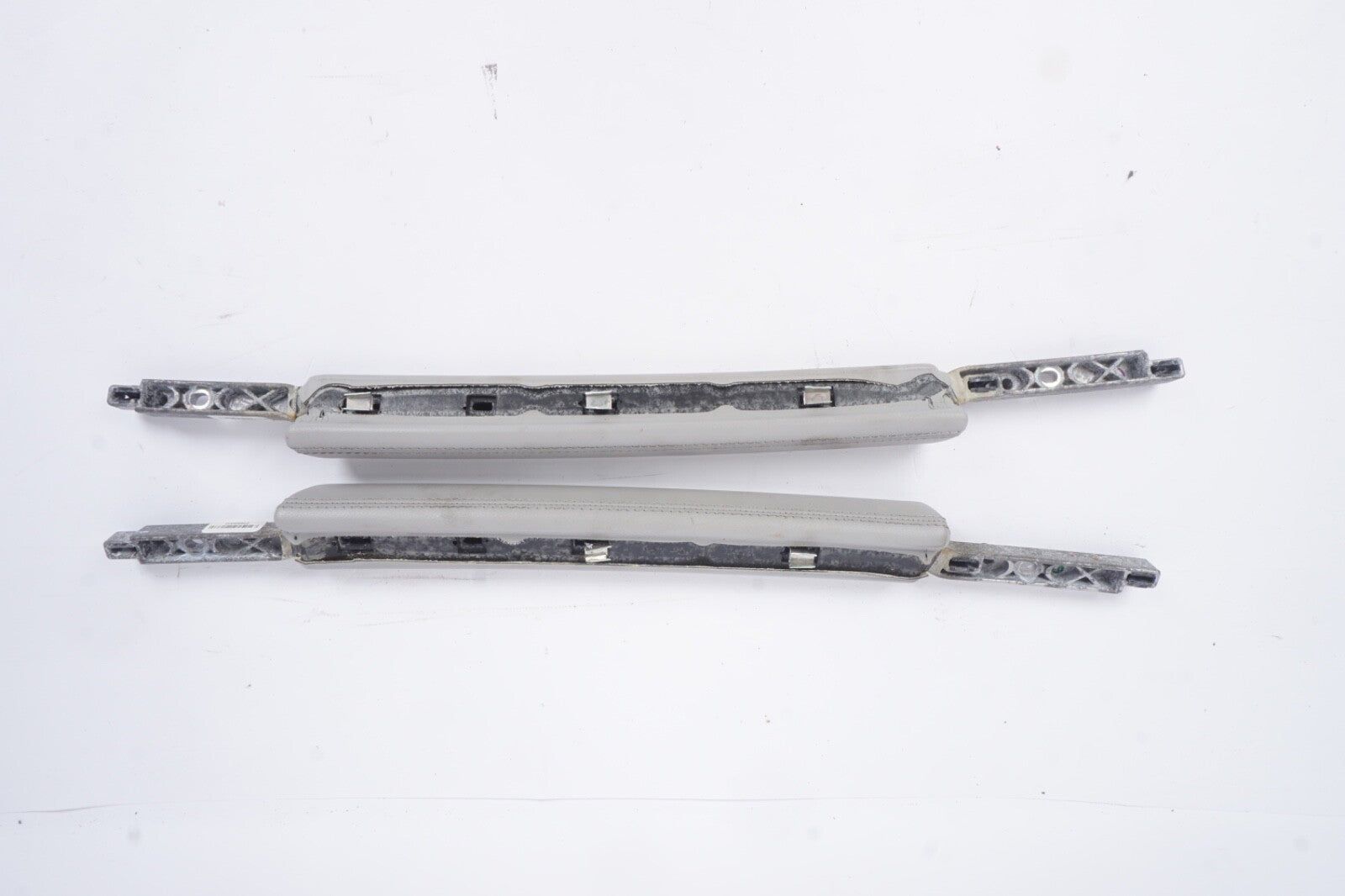06-12 Mercedes W164 ML63 GL350 Front Left & Right Center Console Grab Handle OEM